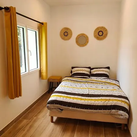 Appartement Charming 3 With Terrace In Saint-raphael Saint-Raphaël